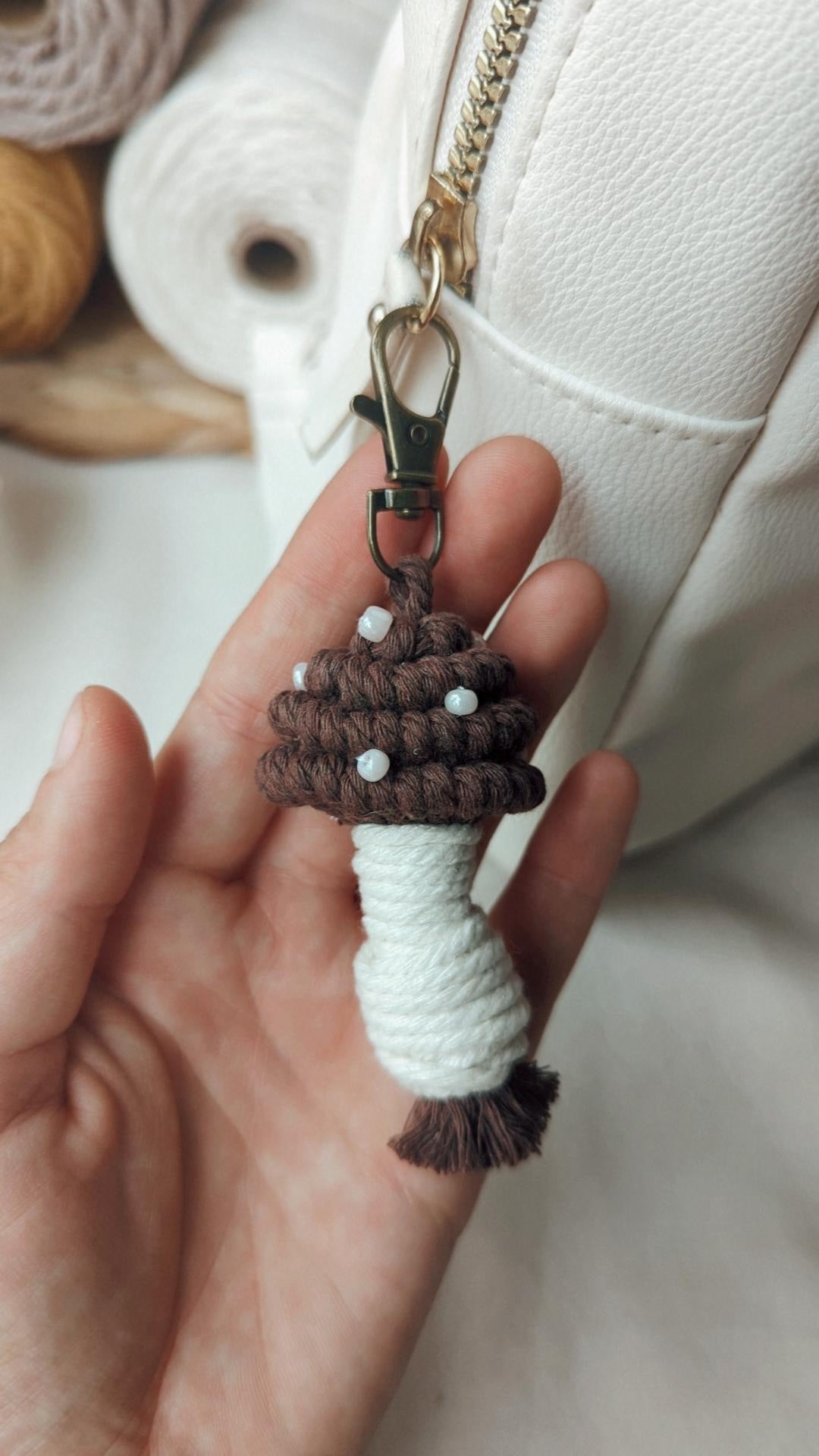 Macrame Mushroom Keyrings, Fun Boho Keychains, Aesthetic Accessories