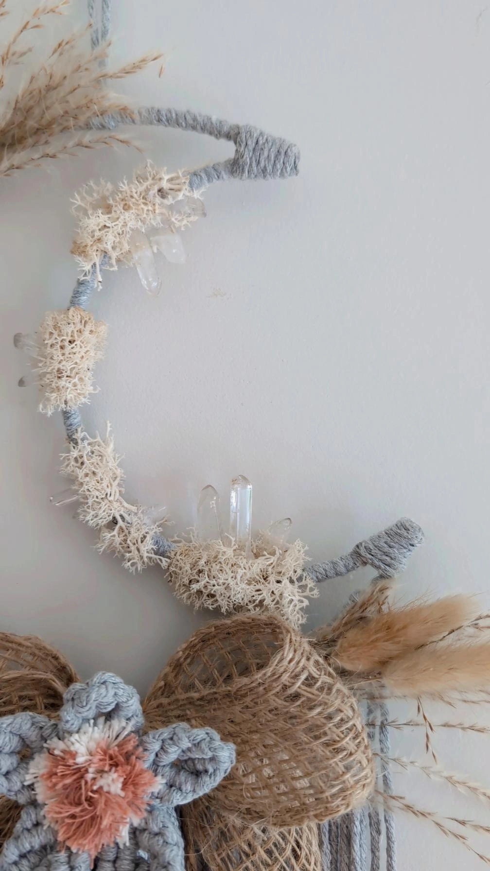 Pampas Grass Macrame Moon Dreamcatcher With Crystals, Moon Catcher, Boho Bohemian Wall Hanging Home Decor