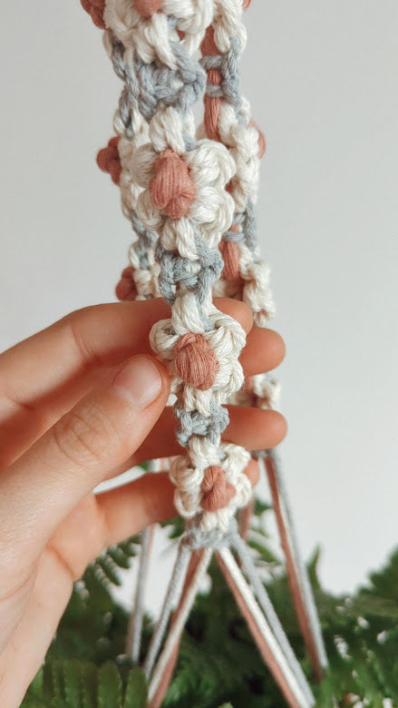 Daisy Macrame Plant Hangers, Boho Bohemian Home Decors